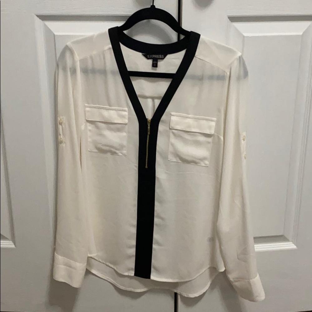 Never Been Worn Black & White Express Blouse